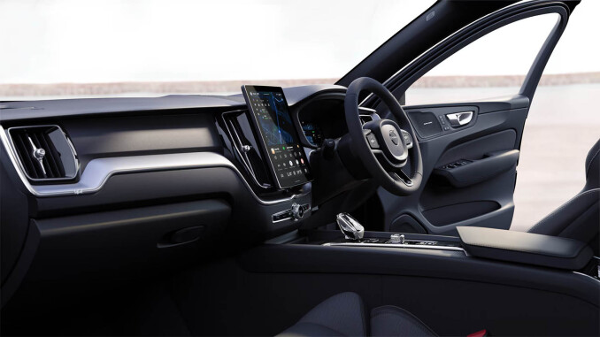 Volvo XC60 2.0 T6 [350] Plug-in Hybrid Plus Black Ed 5dr AWD Gtron [NI] Estate - Image 10